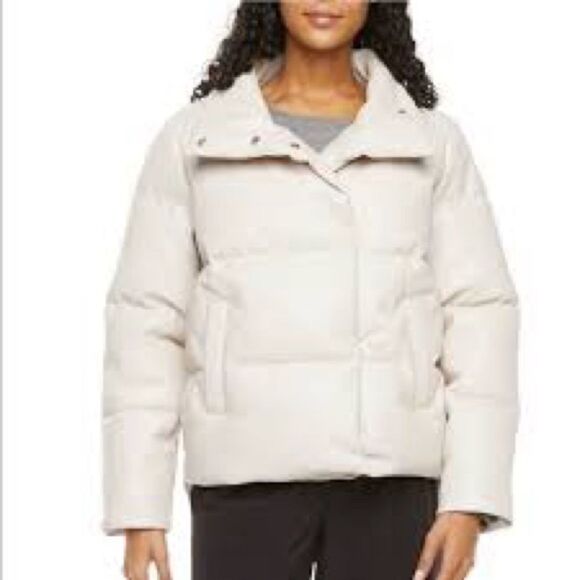 vegan faux leather cream off white puffy jacket - Picture 1 of 4